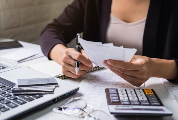 قیمت مشاوره حقوقی تلفنی