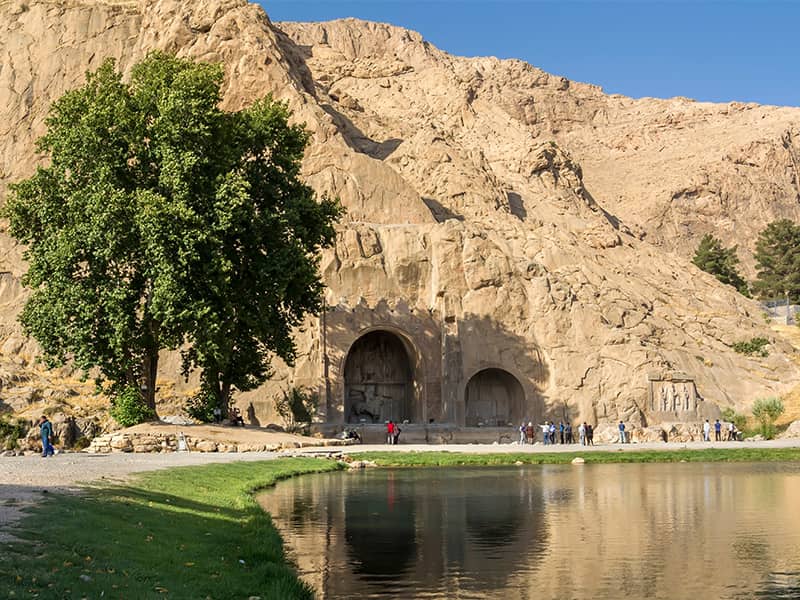 وکیل آنلاین کرمانشاه