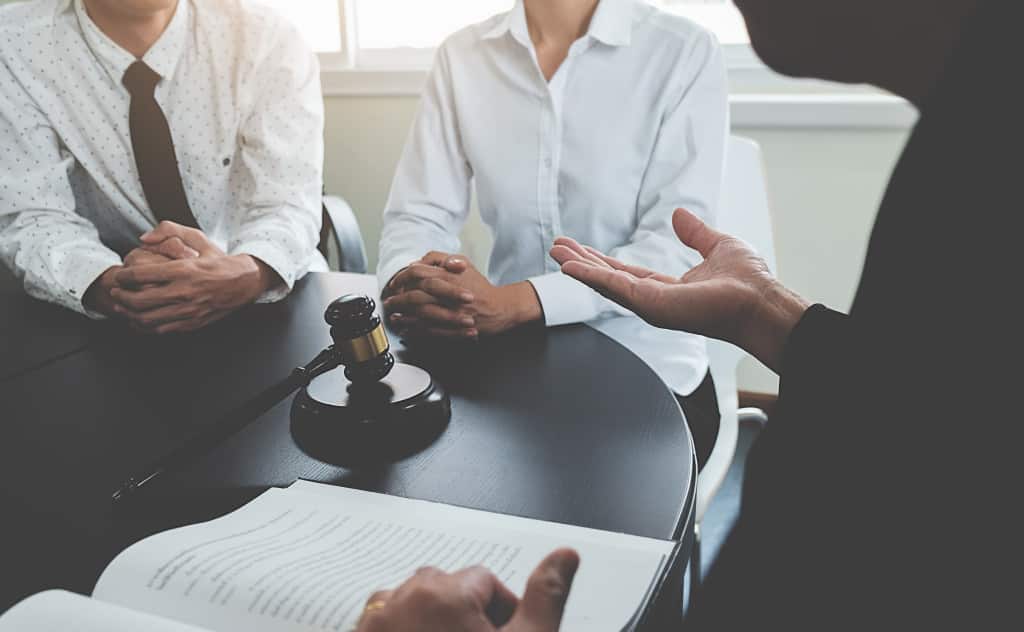 وکیل مشاوره آنلاین